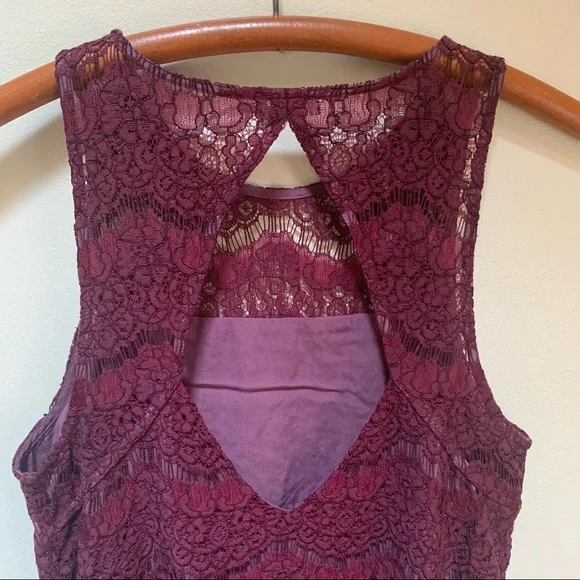 Kimchi Blue ~ Lace A-line Sleeveless Dress - Picture 5 of 11